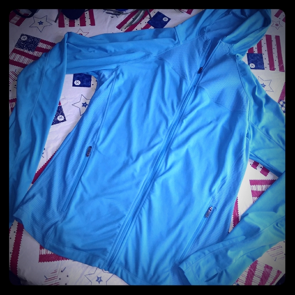 Colombia blue running hoodie medium